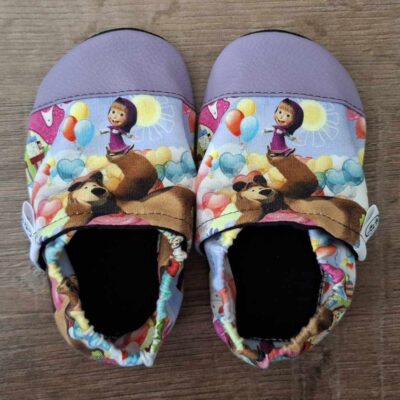 Otroški copati - Maša in medved - št. 24