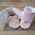Topli škorenjčki - Puder roza rebrasta, št.: 6-9m